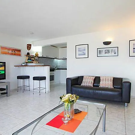 Fabulous 2 Bedroom Property With Outstanding Views Villa Playa Blanca (Lanzarote)